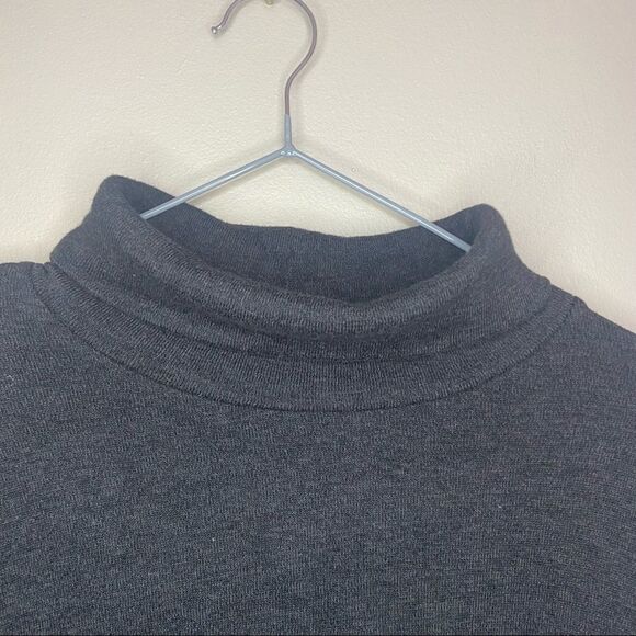Community | Aritzia Dark Gray Turtleneck Long Sleeve Sweater Size XS - Picture 2 of 5